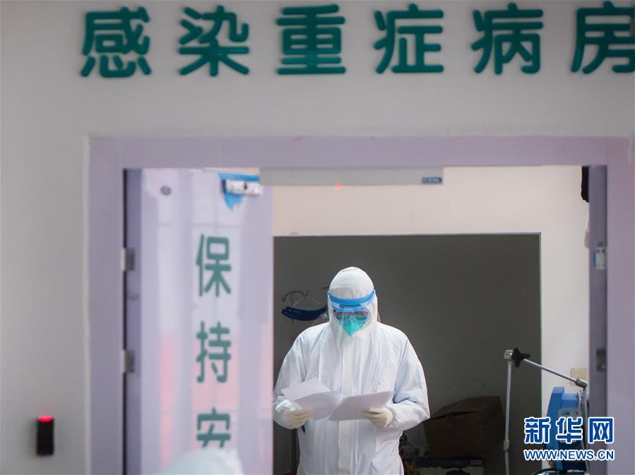 （新華全媒頭條&middot;圖文互動(dòng)）（2）凡人亦英雄&mdash;&mdash;連線一線醫(yī)護(hù)人員