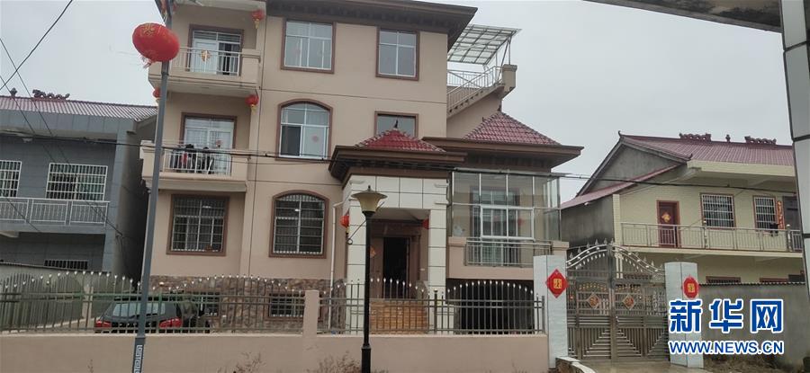 （聚焦疫情防控&middot;圖文互動）（1）從武漢返鄉(xiāng)的一家人：&ldquo;鄰里情割不斷，自行隔離是義務&rdquo;