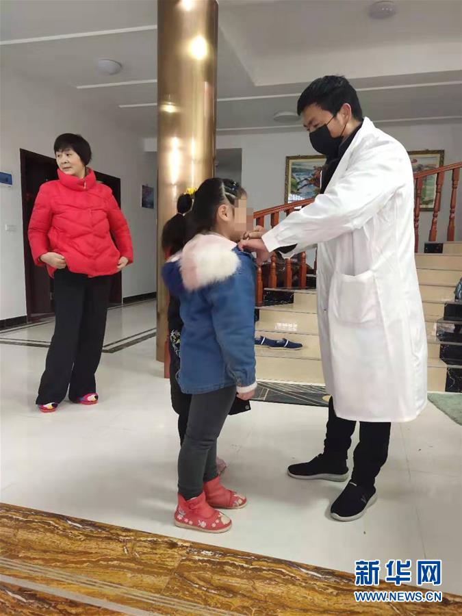 （聚焦疫情防控&middot;圖文互動）（3）從武漢返鄉(xiāng)的一家人：&ldquo;鄰里情割不斷，自行隔離是義務&rdquo;