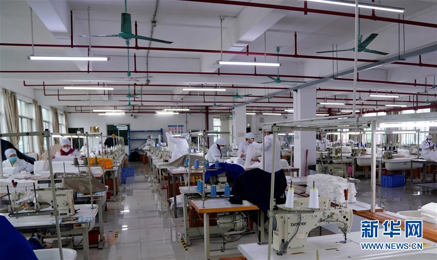 (來自經濟前沿的故事·企業(yè)復工復產·圖文互動)(2)堅守生產線就是保護“生命線”——廣西部分企業(yè)復工生產見聞