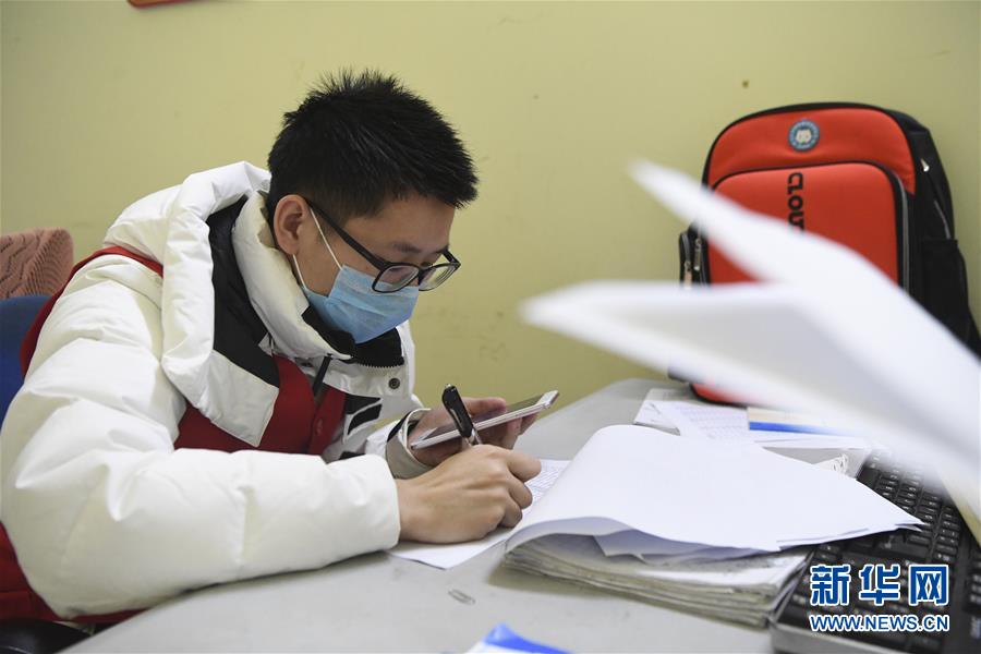 （聚焦疫情防控&middot;圖文互動(dòng)）（6）&ldquo;排查越嚴(yán)密，群眾越安心&rdquo;&mdash;&mdash;重慶日均組織40多萬人有序排查疫情