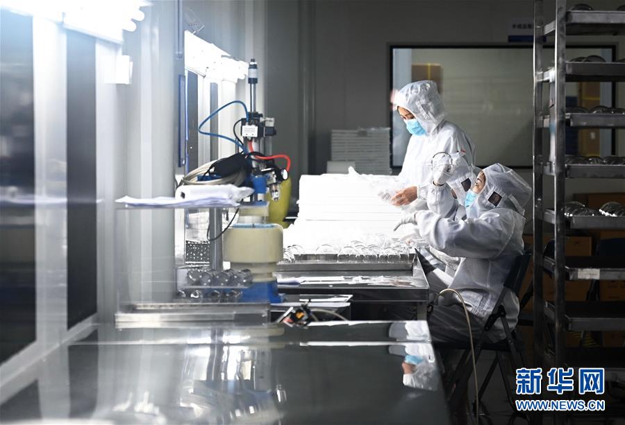 (來自經(jīng)濟(jì)前沿的故事·企業(yè)復(fù)工復(fù)產(chǎn)·圖文互動(dòng))(5)“危機(jī)中發(fā)現(xiàn)新商機(jī)”——中國科技制造企業(yè)復(fù)工復(fù)產(chǎn)觀察