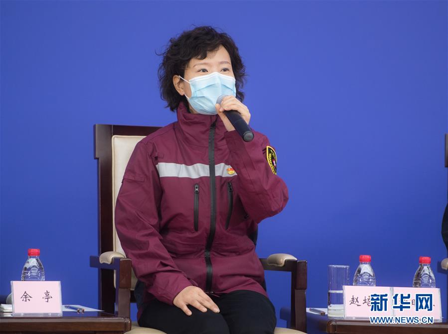 (聚焦疫情防控·新華視界)(2)國(guó)新辦舉行武漢疫情防控一線普通工作者講述團(tuán)結(jié)奮戰(zhàn)故事記者見面會(huì)