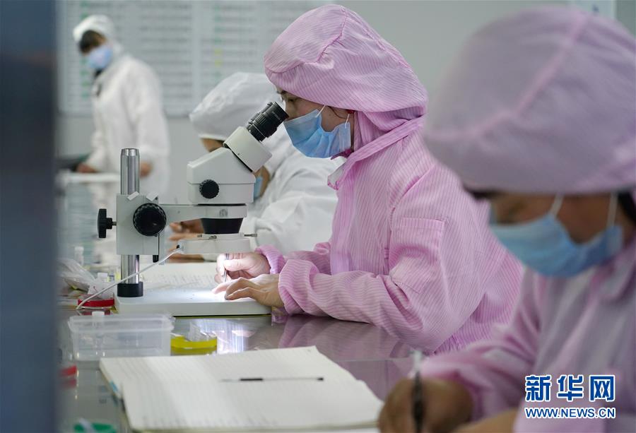 （決戰(zhàn)決勝脫貧攻堅&middot;圖文互動）（2）秦巴山區(qū)：戰(zhàn)疫戰(zhàn)貧，兩場仗都要打贏