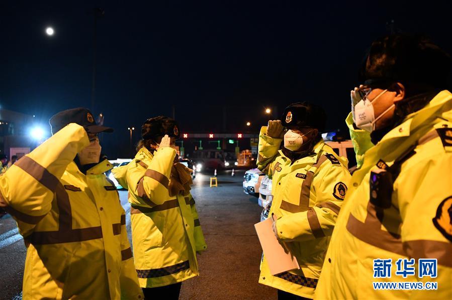 (新華全媒頭條·圖文互動)(2)瓣瓣同心共崢嶸——京津冀努力答好抗疫“附加題”交上協(xié)同“期中卷”