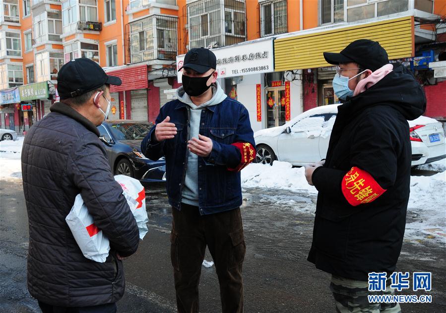 （聚焦疫情防控&middot;圖文互動(dòng)）（5）不知你是誰(shuí)，知你為了誰(shuí)&mdash;&mdash;社區(qū)戰(zhàn)&ldquo;疫&rdquo;志愿者群像