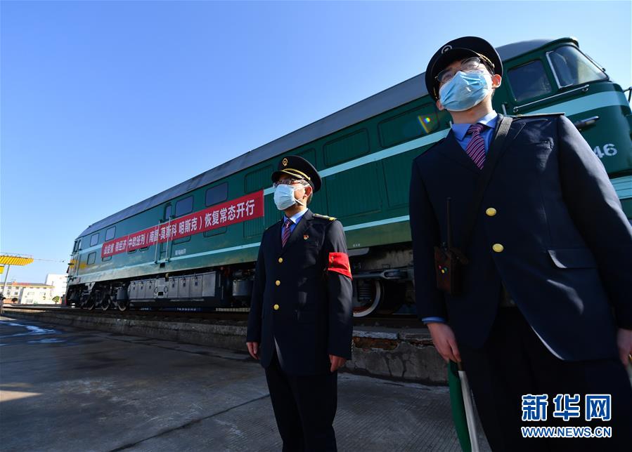 （抓好經(jīng)濟(jì)發(fā)展　應(yīng)對復(fù)雜局面&middot;圖文互動(dòng)）（3）&ldquo;我們的訂單正回流&rdquo;&mdash;&mdash;江西外貿(mào)企業(yè)復(fù)工復(fù)產(chǎn)見聞