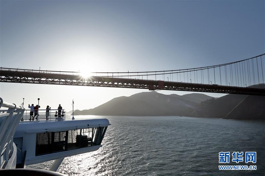 （國際&middot;圖文互動(dòng)）（1）發(fā)生新冠疫情的&ldquo;至尊公主&rdquo;號(hào)郵輪將?？颗f金山灣區(qū)