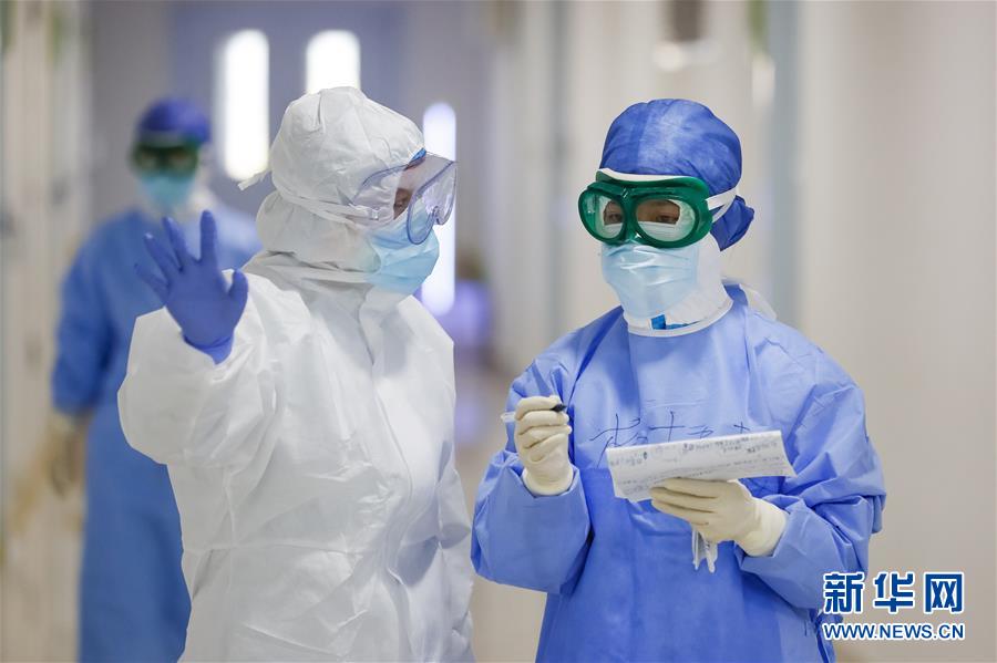 （新華全媒頭條&middot;圖文互動）（3）最美逆行者，武漢永遠(yuǎn)記得你！&mdash;&mdash;首批援鄂醫(yī)療隊(duì)返程紀(jì)實(shí)