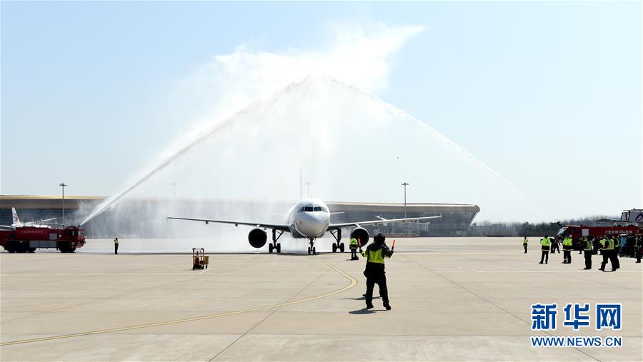 （新華全媒頭條&middot;圖文互動）（14）最美逆行者，武漢永遠(yuǎn)記得你！&mdash;&mdash;首批援鄂醫(yī)療隊(duì)返程紀(jì)實(shí)