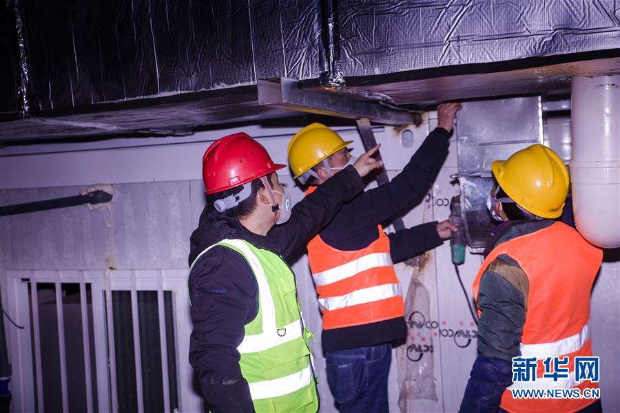 （一線抗疫群英譜&middot;圖文互動）（2）羅文浩：&ldquo;女兒，你的名字里有溫暖，有榮光！&rdquo;