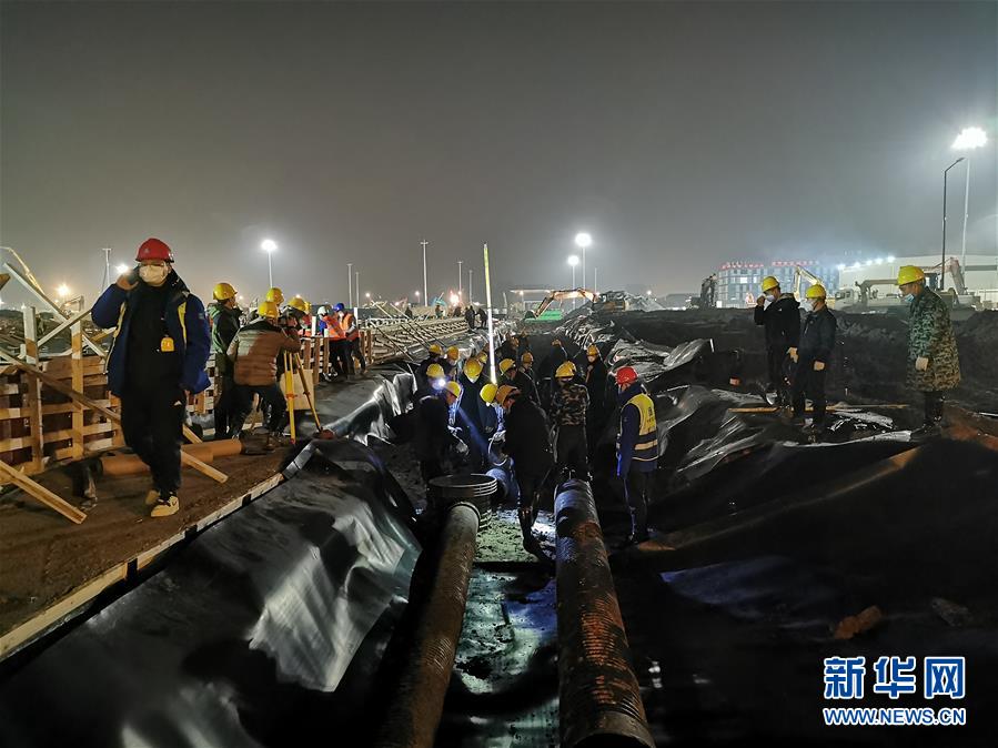 （一線抗疫群英譜&middot;圖文互動）（3）羅文浩：&ldquo;女兒，你的名字里有溫暖，有榮光！&rdquo;