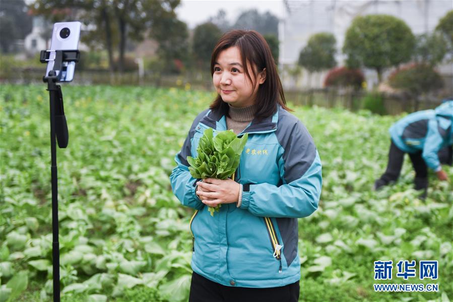 （中國經(jīng)濟新觀察&middot;圖文互動）（1）&ldquo;云端&rdquo;上演新場景&mdash;&mdash;新型消費激活發(fā)展新動能