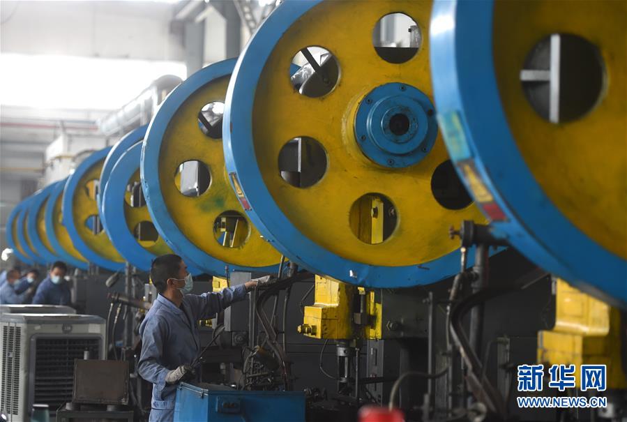 (新華全媒頭條·圖文互動(dòng))(3)沖寒已覺東風(fēng)暖——記習(xí)近平總書記在浙江調(diào)研疫情防控和復(fù)工復(fù)產(chǎn)