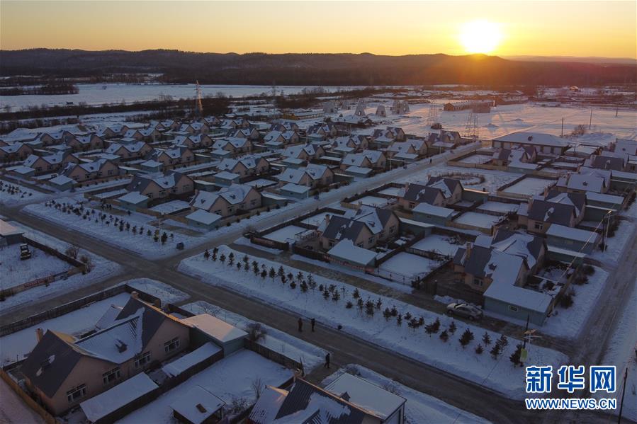 (新華全媒頭條·圖文互動)(2)中國東北角脫貧紀實