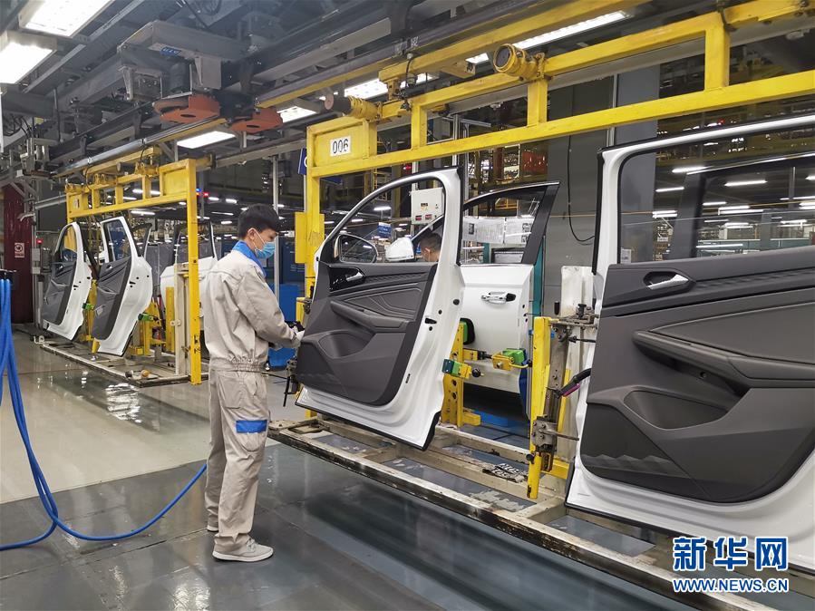 (在習(xí)近平新時(shí)代中國(guó)特色社會(huì)主義思想指引下——新時(shí)代新作為新篇章·習(xí)近平總書(shū)記關(guān)切事·圖文互動(dòng))(1)按下復(fù)工復(fù)產(chǎn)“快進(jìn)鍵”