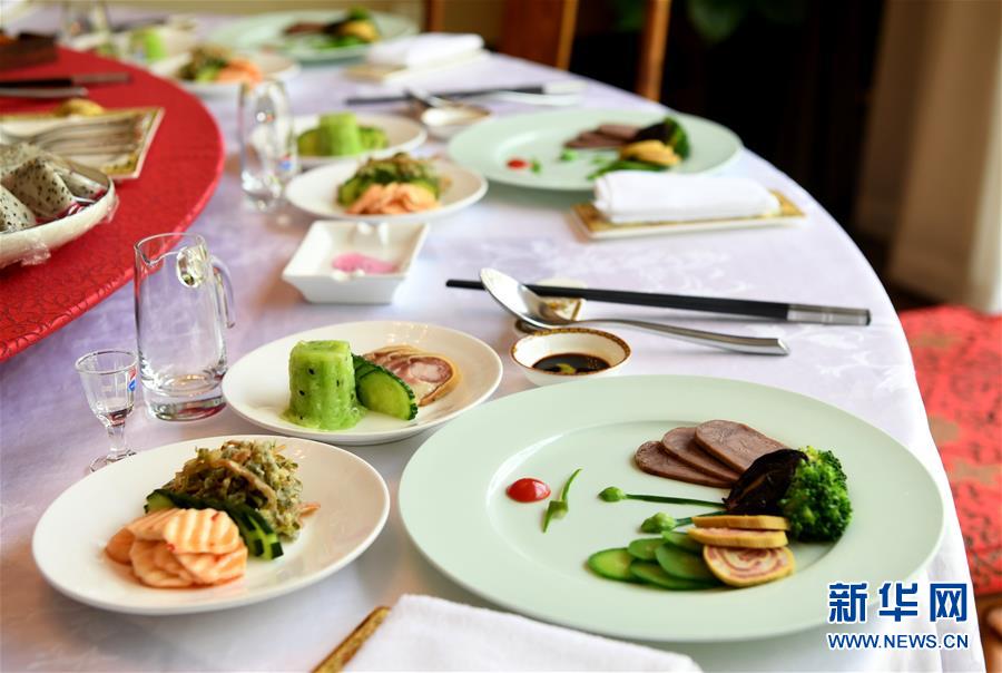 （聚焦復(fù)工復(fù)產(chǎn)&middot;圖文互動(dòng)）（2）&ldquo;分得安心，吃得放心&rdquo;&mdash;&mdash;豫菜老字號(hào)的復(fù)工見聞