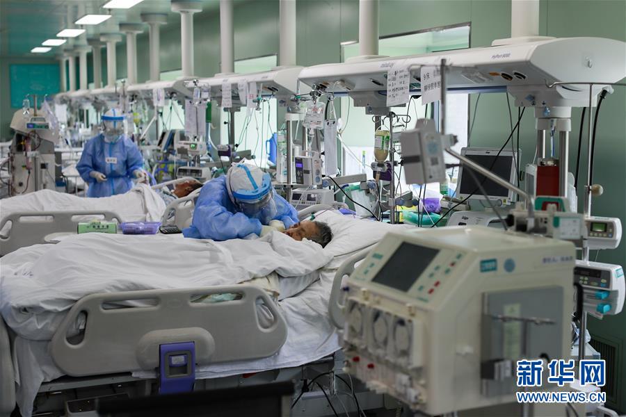 （新華全媒頭條&middot;圖文互動(dòng)）（1）上下同心，守望相助&mdash;&mdash;中國(guó)抗疫眾志成城的生動(dòng)實(shí)踐