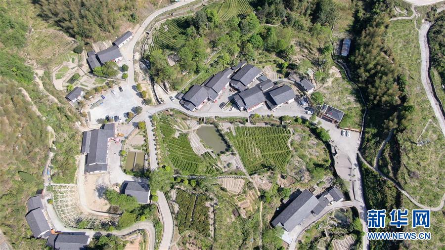 （新華全媒頭條&middot;圖文互動(dòng)）（1）歷史坐標(biāo)見(jiàn)證初心使命&mdash;&mdash;寫在江西革命老區(qū)貧困縣全部摘帽之際 