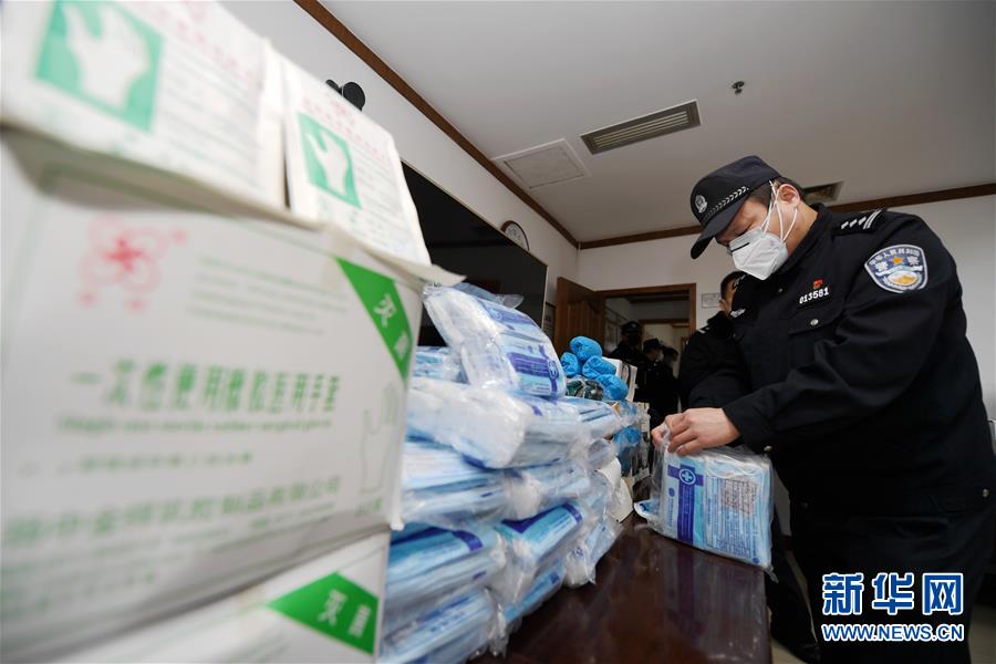 （聚焦疫情防控&middot;圖文互動(dòng)）（10）在戰(zhàn)&ldquo;疫&rdquo;大考中不斷進(jìn)步&mdash;&mdash;中國(guó)抗疫治理能力的生動(dòng)實(shí)踐