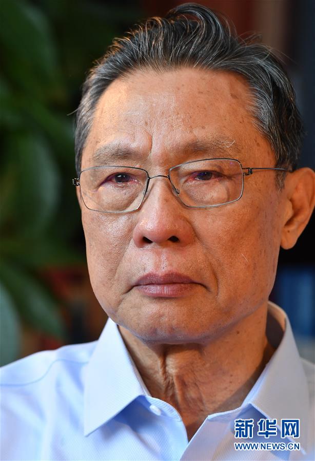 (新華全媒頭條·圖文互動)(3)鐘華論:在民族復(fù)興的歷史豐碑上——2020中國抗疫記