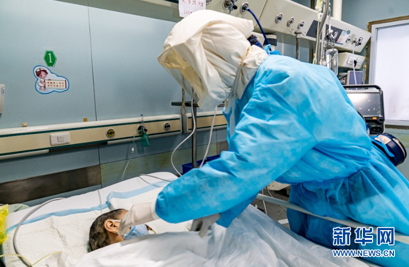 （新華全媒頭條&middot;圖文互動）（3）&ldquo;我看不見你的樣子，但我知道你是誰&rdquo;&mdash;&mdash;寫在國際護士節(jié)來臨之際