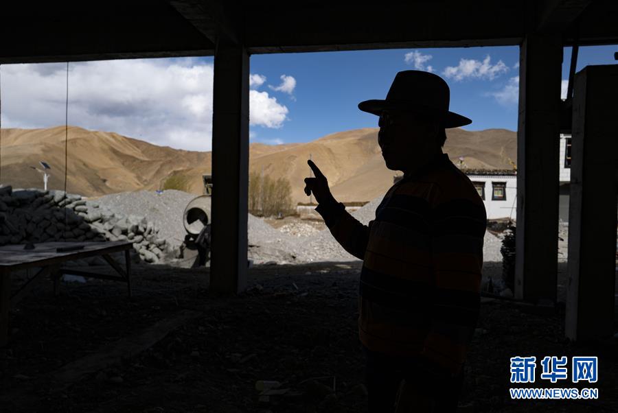 (圖文互動)(6)老農(nóng)多吉和他的珠峰“牛頭旅館”