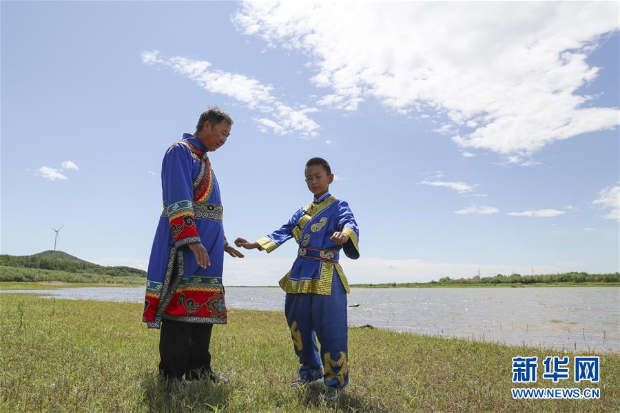 (熱點(diǎn)鮮報(bào)·走向我們的小康生活·圖文互動(dòng))(3)你沒(méi)聽過(guò)的伊瑪堪——“北大倉(cāng)”里話小康之三