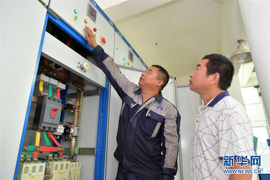 (社會(huì))(4)江西南昌:巡查排險(xiǎn) 保障汛期安全