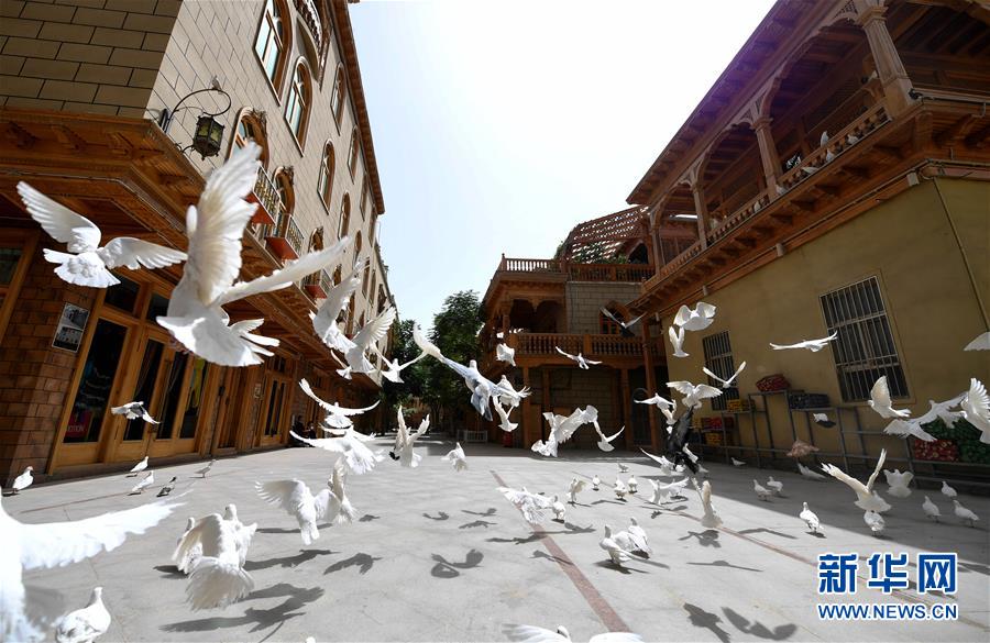 (決戰(zhàn)決勝脫貧攻堅·聚焦“三區(qū)三州”·圖文互動)(2)“古老”和田展現(xiàn)新時尚