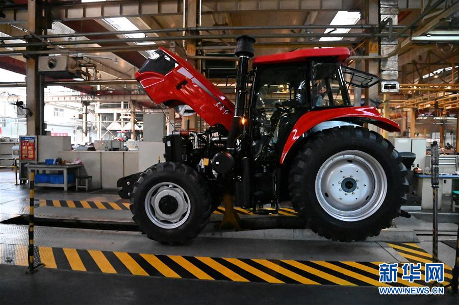 (來(lái)自一線(xiàn)的調(diào)查報(bào)告·圖文互動(dòng))(2)從“共和國(guó)長(zhǎng)子”到“新時(shí)代尖兵”——洛陽(yáng)市推動(dòng)老工業(yè)基地高質(zhì)量發(fā)展見(jiàn)聞