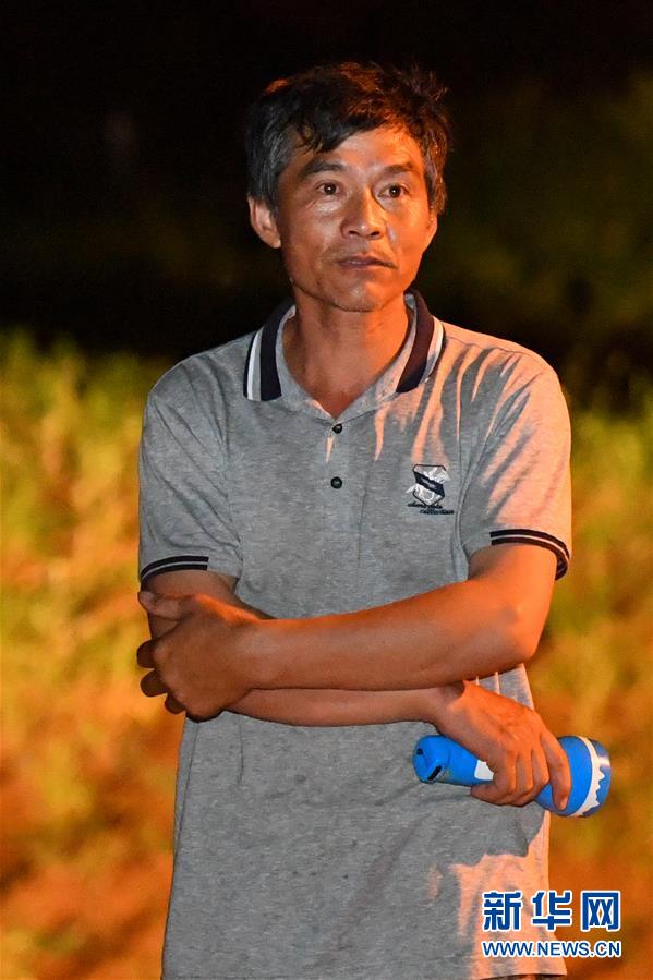 （防汛抗洪&middot;圖文互動(dòng)）（3）&ldquo;保衛(wèi)家園，誰(shuí)都不能是旁觀者&rdquo;&mdash;&mdash;夜訪洞庭湖大堤防汛一線