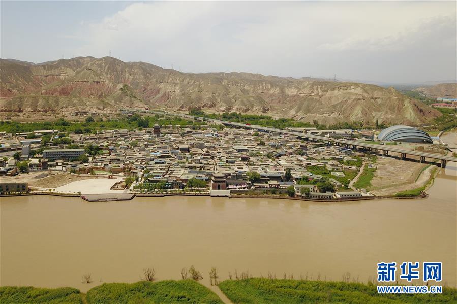 (鄉(xiāng)村振興·圖文互動)(2)河口古鎮(zhèn)涌新意