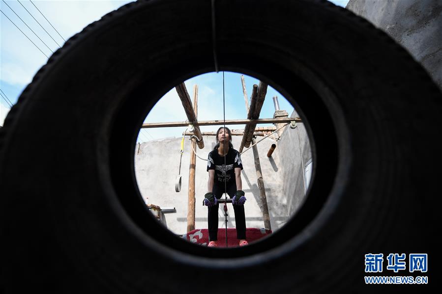 （體育&middot;圖文互動(dòng)）（12）父愛(ài)如燈  伴我奔跑