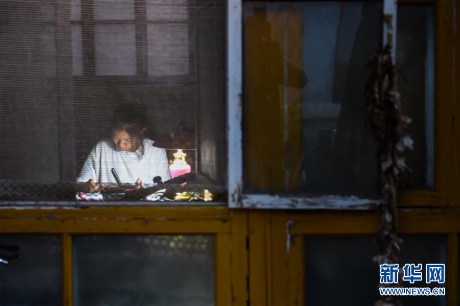 （體育&middot;圖文互動(dòng)）（15）父愛(ài)如燈  伴我奔跑