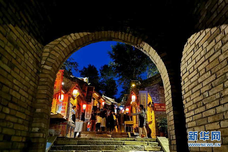 （決戰(zhàn)決勝脫貧攻堅&middot;圖文互動）（2）愚公村里看變遷