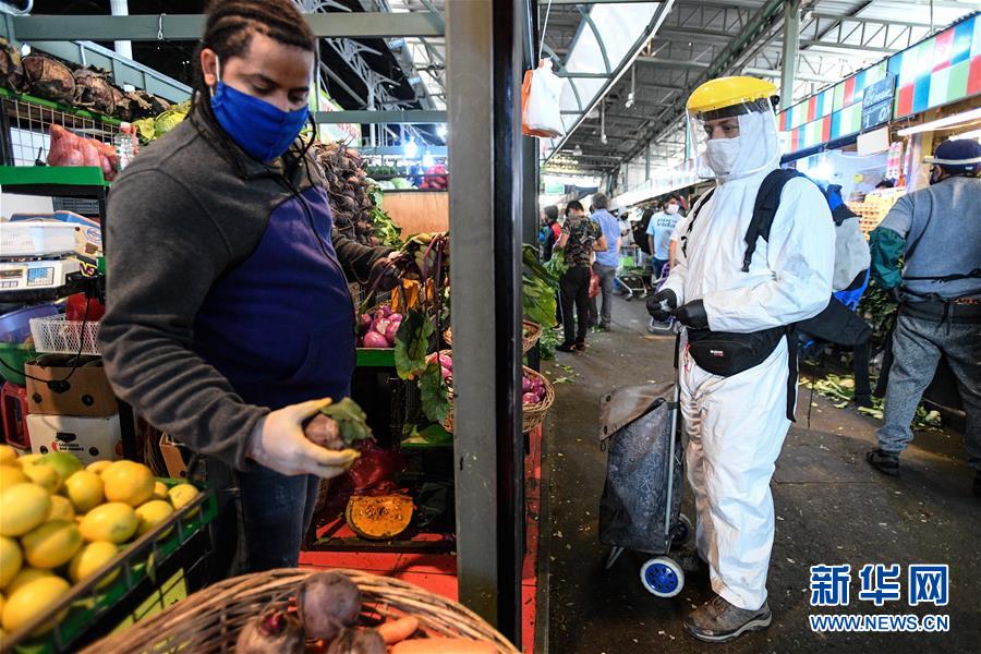 (國際·圖文互動(dòng))(5)特稿:穿越寒暑 無問西東——寫在新冠疫情構(gòu)成“國際關(guān)注的突發(fā)公共衛(wèi)生事件”半年之際