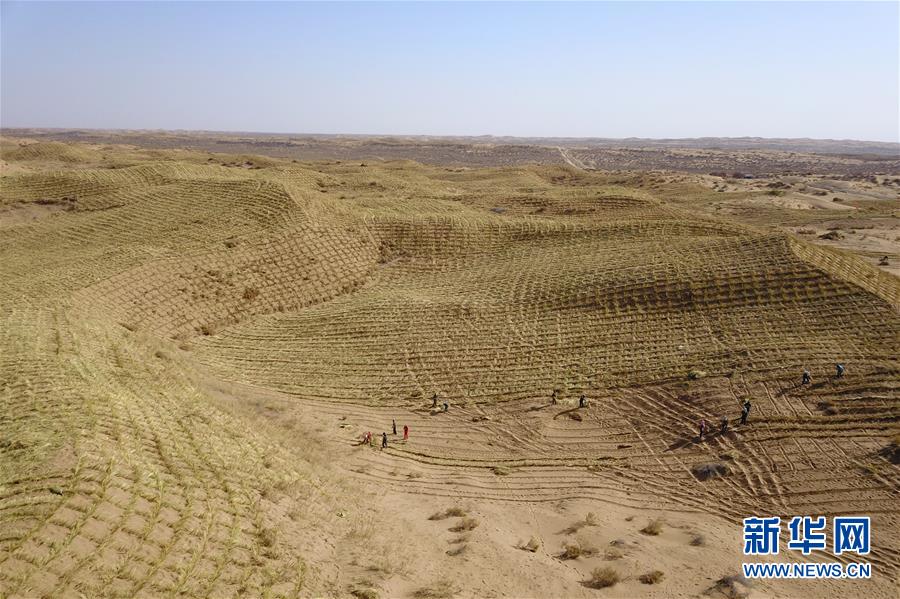 （在習(xí)近平新時(shí)代中國(guó)特色社會(huì)主義思想指引下&mdash;&mdash;新時(shí)代新作為新篇章&middot;習(xí)近平總書記關(guān)切事&middot;圖文互動(dòng)）（4）綠色映底蘊(yùn)，山水見初心&mdash;&mdash;生態(tài)優(yōu)先、綠色發(fā)展持續(xù)造福群眾美好生活