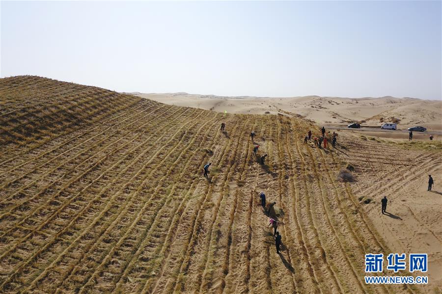 （在習(xí)近平新時(shí)代中國(guó)特色社會(huì)主義思想指引下&mdash;&mdash;新時(shí)代新作為新篇章&middot;習(xí)近平總書記關(guān)切事&middot;圖文互動(dòng)）（6）綠色映底蘊(yùn)，山水見初心&mdash;&mdash;生態(tài)優(yōu)先、綠色發(fā)展持續(xù)造福群眾美好生活