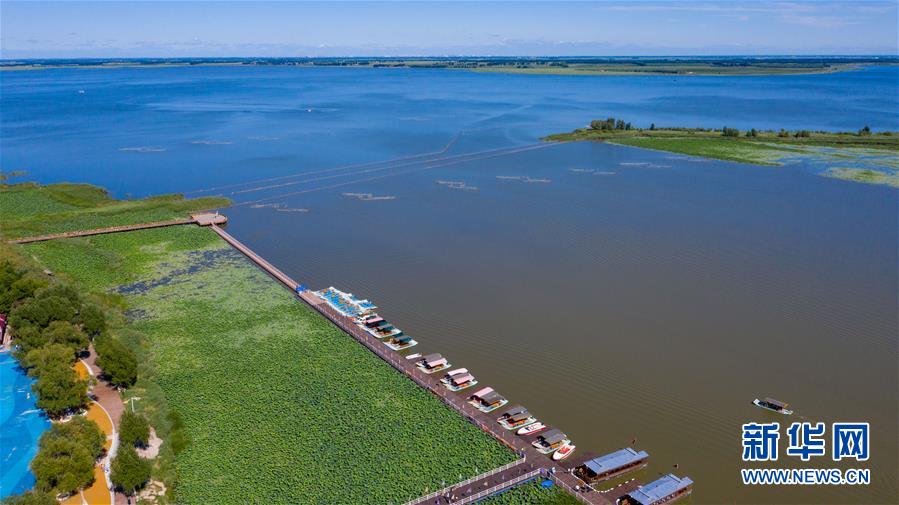 （在習(xí)近平新時(shí)代中國(guó)特色社會(huì)主義思想指引下&mdash;&mdash;新時(shí)代新作為新篇章&middot;習(xí)近平總書記關(guān)切事&middot;圖文互動(dòng)）（7）綠色映底蘊(yùn)，山水見初心&mdash;&mdash;生態(tài)優(yōu)先、綠色發(fā)展持續(xù)造福群眾美好生活