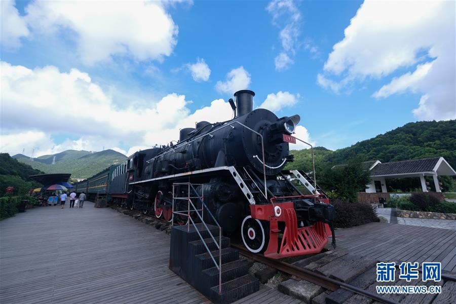 (新華全媒頭條·圖文互動(dòng))(11)生態(tài)文明之光照耀美麗中國(guó)——寫(xiě)在綠水青山就是金山銀山理念提出15周年之際