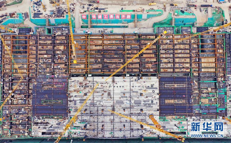 (新華全媒頭條·圖文互動)(11)“1毫米”之內(nèi)的智慧與引領(lǐng)——寫在智能高鐵京雄城際全線軌道貫通之際