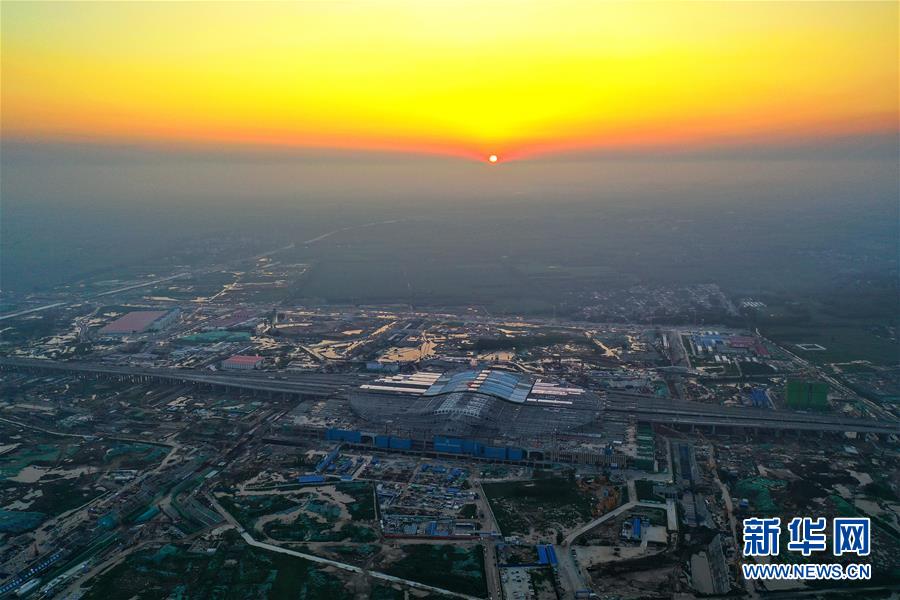 (新華全媒頭條·圖文互動)(18)“1毫米”之內(nèi)的智慧與引領(lǐng)——寫在智能高鐵京雄城際全線軌道貫通之際