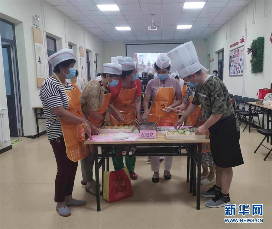 （走向我們的小康生活&middot;圖文互動(dòng)）（4）從&ldquo;老三送&rdquo;到&ldquo;新三送&rdquo;&mdash;&mdash;天津呵護(hù)&ldquo;最美夕陽(yáng)紅&rdquo;