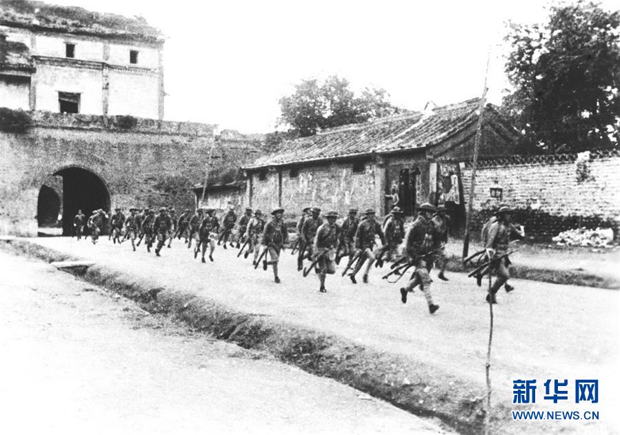 （新華全媒頭條&middot;圖文互動(dòng)）（10）銘記歷史 砥礪奮進(jìn)&mdash;&mdash;寫(xiě)在中國(guó)人民抗日戰(zhàn)爭(zhēng)暨世界反法西斯戰(zhàn)爭(zhēng)勝利75周年之際