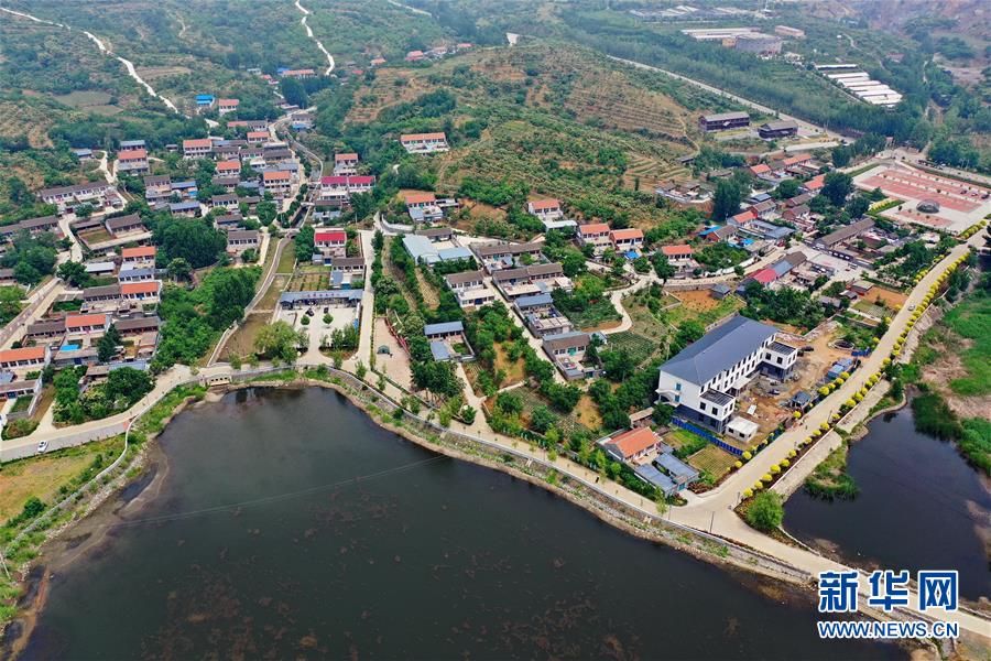 （走向我們的小康生活&middot;圖文互動(dòng)）（1）小山村辦起&ldquo;騎行俱樂部&rdquo;&mdash;&mdash;鄉(xiāng)村變富變美帶來的新鮮事