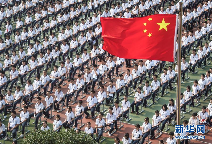 (新華全媒頭條·圖文互動)(22)同舟共濟戰(zhàn)“疫”記——中國抗擊新冠肺炎疫情全紀實