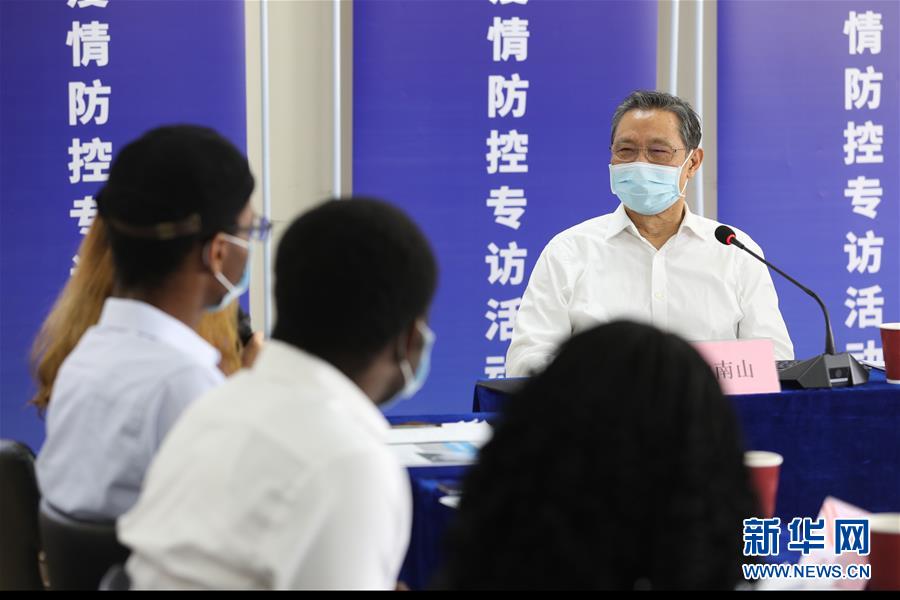 （圖文互動(dòng)）（3）敢醫(yī)敢言，生命至上&mdash;&mdash;記&ldquo;共和國勛章&rdquo;獲得者鐘南山