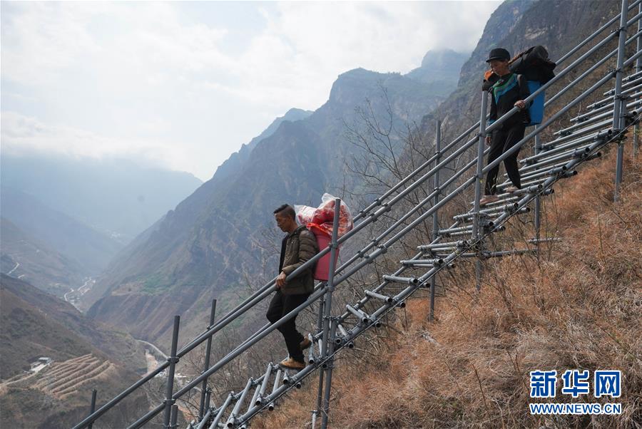 （新華全媒頭條&middot;決戰(zhàn)決勝脫貧攻堅(jiān)&middot;督戰(zhàn)未摘帽貧困縣&middot;圖文互動(dòng)）（2）不獲全勝，決不收兵&mdash;&mdash;全國(guó)52個(gè)掛牌督戰(zhàn)貧困縣脫貧攻堅(jiān)紀(jì)實(shí)