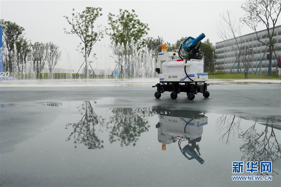 （在習(xí)近平新時(shí)代中國特色社會主義思想指引下&mdash;&mdash;新時(shí)代新作為新篇章&middot;習(xí)近平總書記關(guān)切事&middot;圖文互動(dòng)）（7）為經(jīng)濟(jì)育動(dòng)能 讓生活更多彩&mdash;&mdash;從2020智博會看智能產(chǎn)業(yè)發(fā)展新動(dòng)向